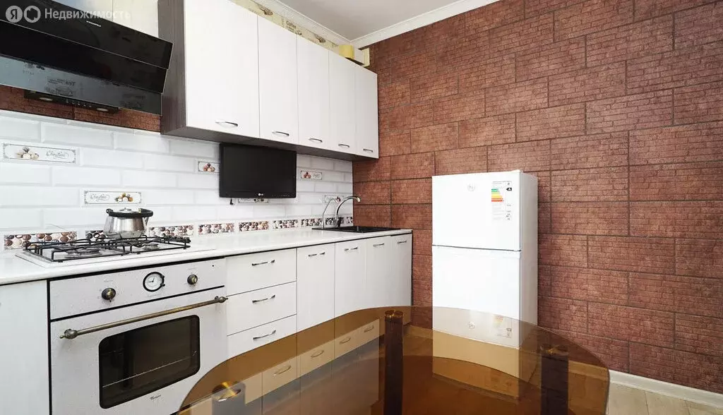 2-комнатная квартира: Казань, улица Академика Арбузова, 42 (43 м) - Фото 2