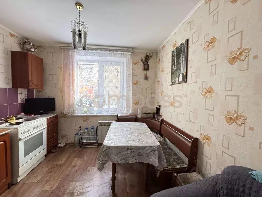 2-к кв. Тюменская область, Тюмень ул. Газовиков, 25 (50.0 м) - Фото 2