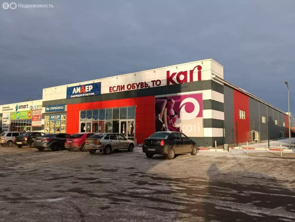 Торговая площадь (700 м) - Фото 2