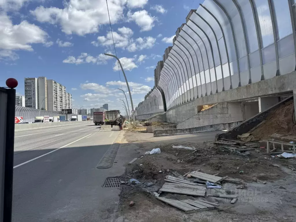 Гараж в Москва Кантемировская ул., 29 (17 м) - Фото 1