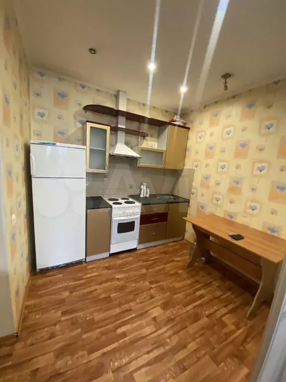 2-к. квартира, 42 м, 5/5 эт. - Фото 1