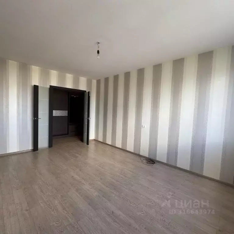 3-к кв. Владимирская область, Владимир ул. Комиссарова, 1б (63.5 м) - Фото 0