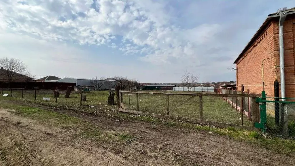 Участок в Ростовская область, Мясниковский район, с. Большие Салы ул. ... - Фото 2