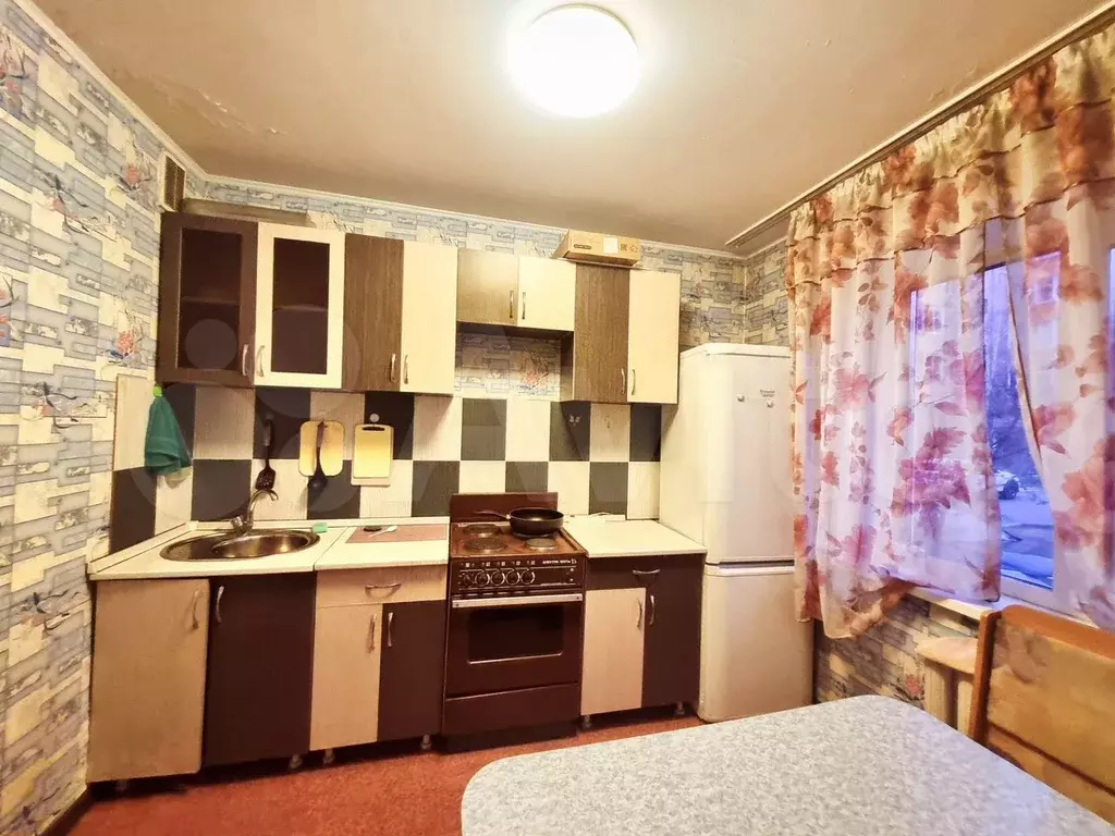 2-к. квартира, 52 м, 1/5 эт. - Фото 1