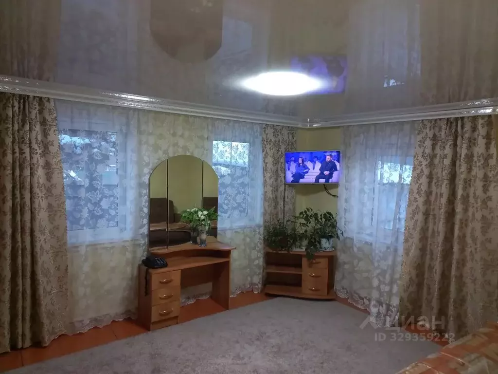 Дом в Кемеровская область, Белово Чулымская ул. (40 м) - Фото 1