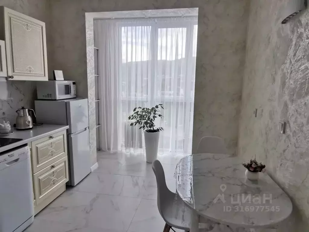 2-к кв. Ставропольский край, Кисловодск Полтавская ул., 7 (53.0 м) - Фото 0