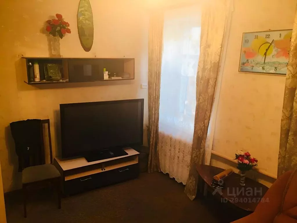 Комната Челябинская область, Челябинск Северо-Крымская ул., 64 - Фото 2