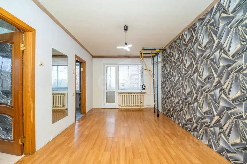 3-к кв. Хабаровский край, Хабаровск ул. Суворова, 64 (60.7 м) - Фото 2