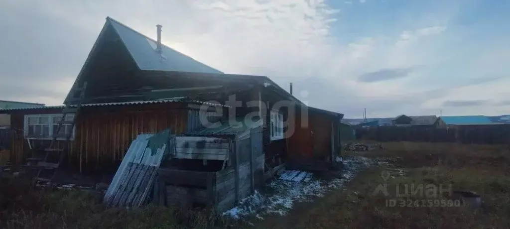 Дом в Забайкальский край, Читинский район, Угданское с/пос, с. Угдан ... - Фото 1