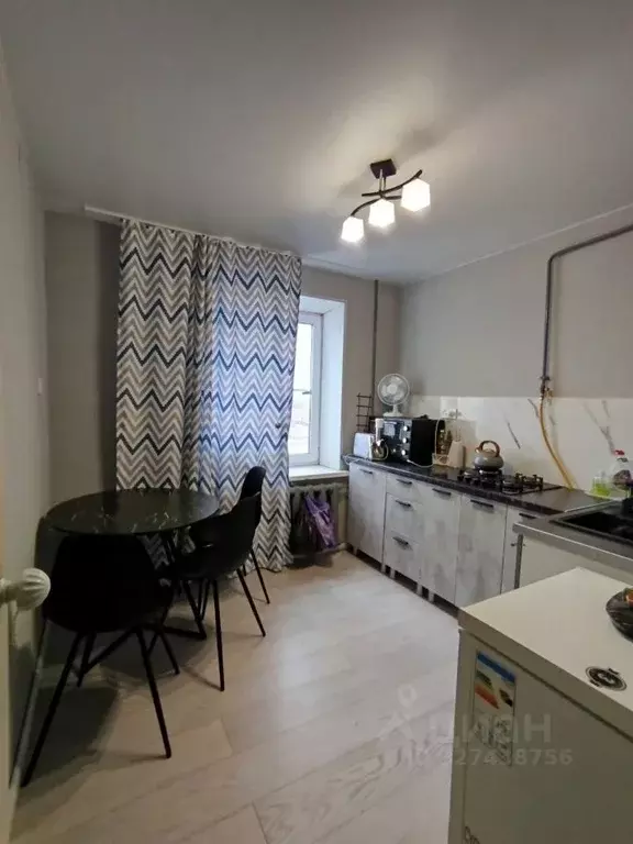 1-к кв. Краснодарский край, Ейск Красная ул., 59/4 (36.0 м) - Фото 0