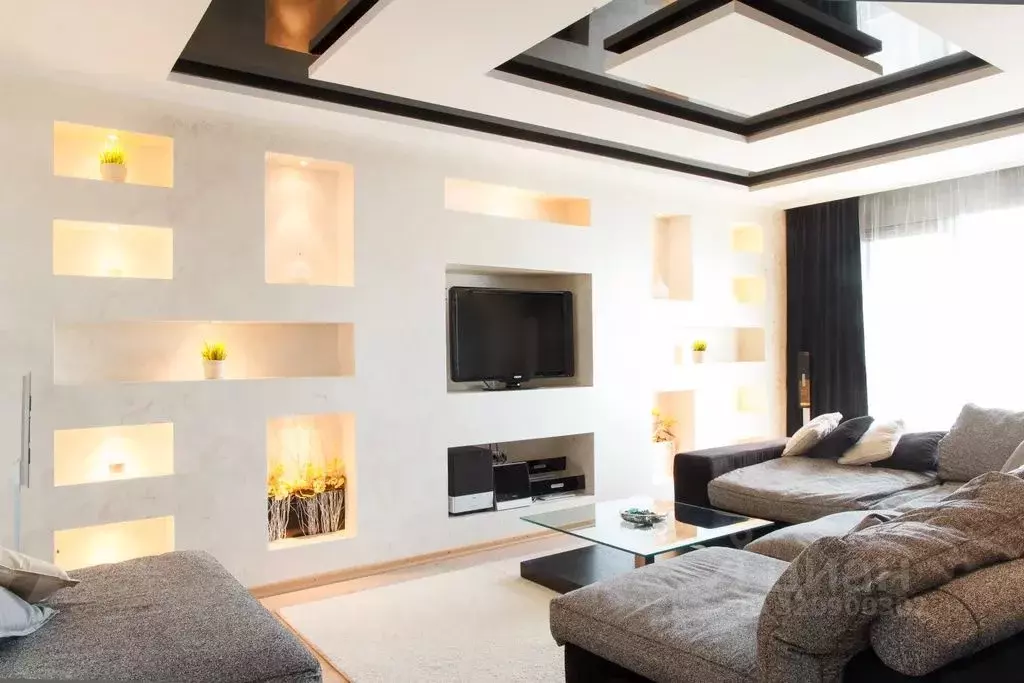 2-к кв. Тюменская область, Тюмень ул. Максима Горького, 68 (60.0 м) - Фото 1