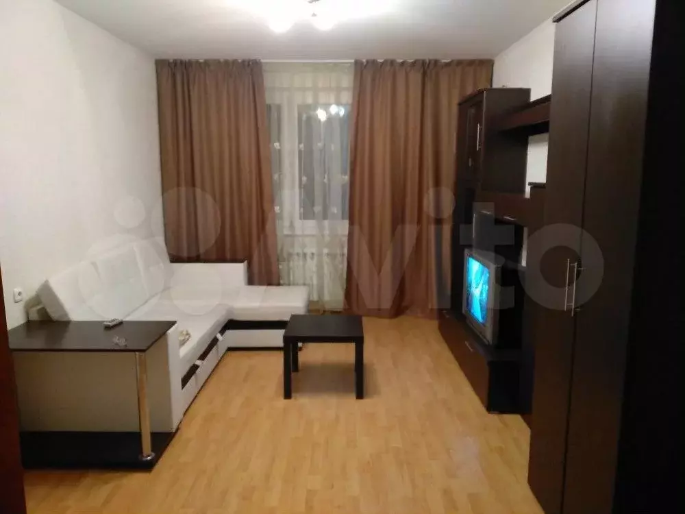 1-к. квартира, 41 м, 5/17 эт. - Фото 1