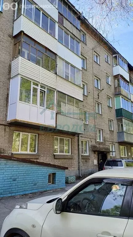 3-комнатная квартира: Новосибирск, улица Аэропорт, 53 (51.4 м) - Фото 1