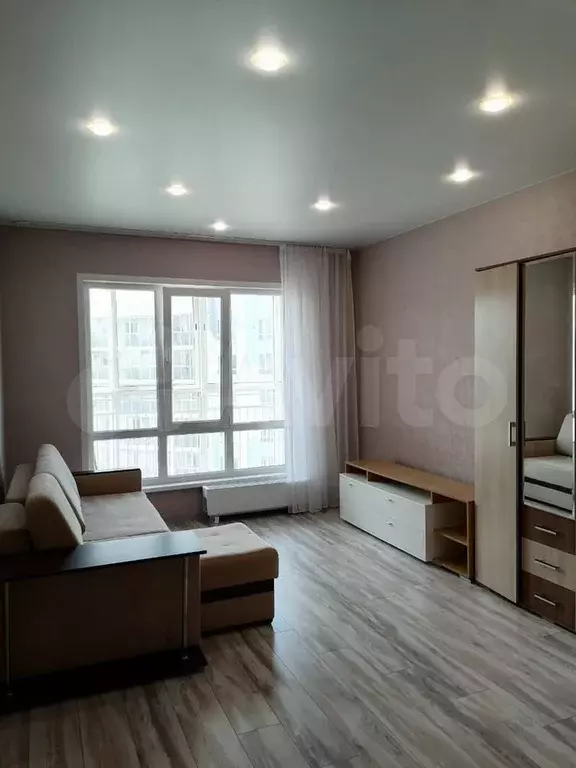 1-к. квартира, 40 м, 16/17 эт. - Фото 0