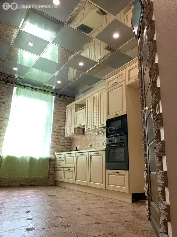 2-комнатная квартира: Псков, Октябрьский проспект, 29 (57 м) - Фото 0
