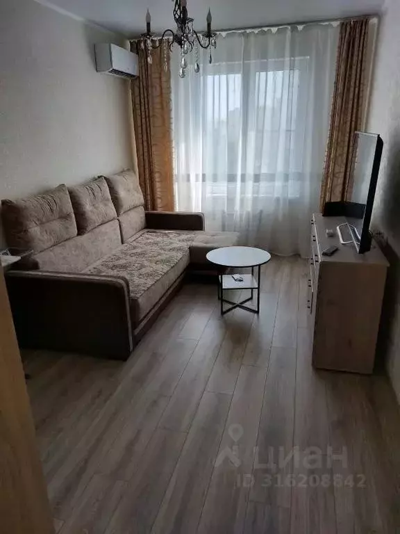 1-к кв. Краснодарский край, Анапа Астраханская ул., 71А (36.0 м) - Фото 0