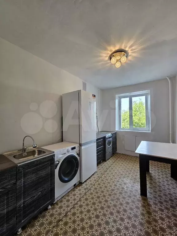 2-к. квартира, 54 м, 1/5 эт. - Фото 0