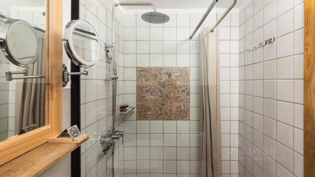 Комната Карачаево-Черкесия, Зеленчукский район, с. Архыз, пос. ... - Фото 2