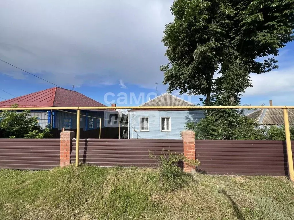 Дом в Воронежская область, Хохольский район, с. Гремячье Советская ... - Фото 1