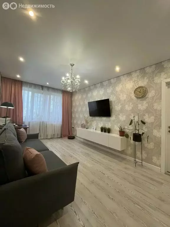 3-комнатная квартира: Уфа, бульвар Тухвата Янаби, 67 (55.7 м) - Фото 2