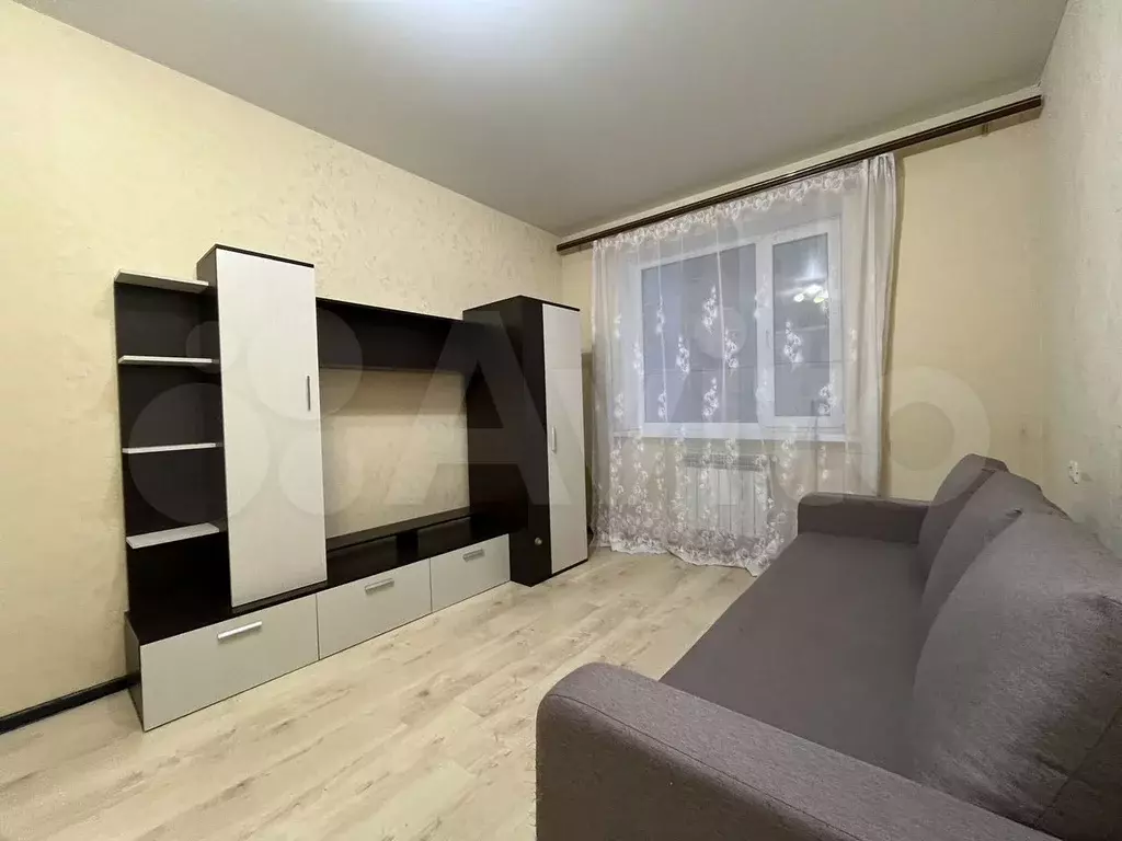 1-к. квартира, 40 м, 5/18 эт. - Фото 1