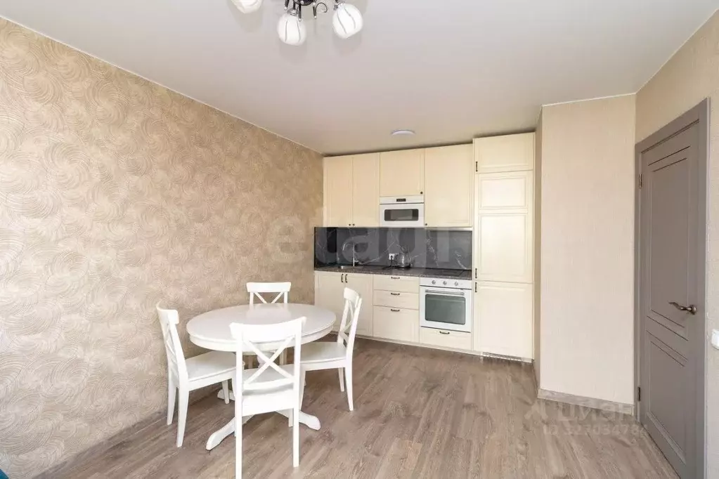 1-к кв. Тюменская область, Тюмень ул. Газовиков, 34к1 (37.9 м) - Фото 2