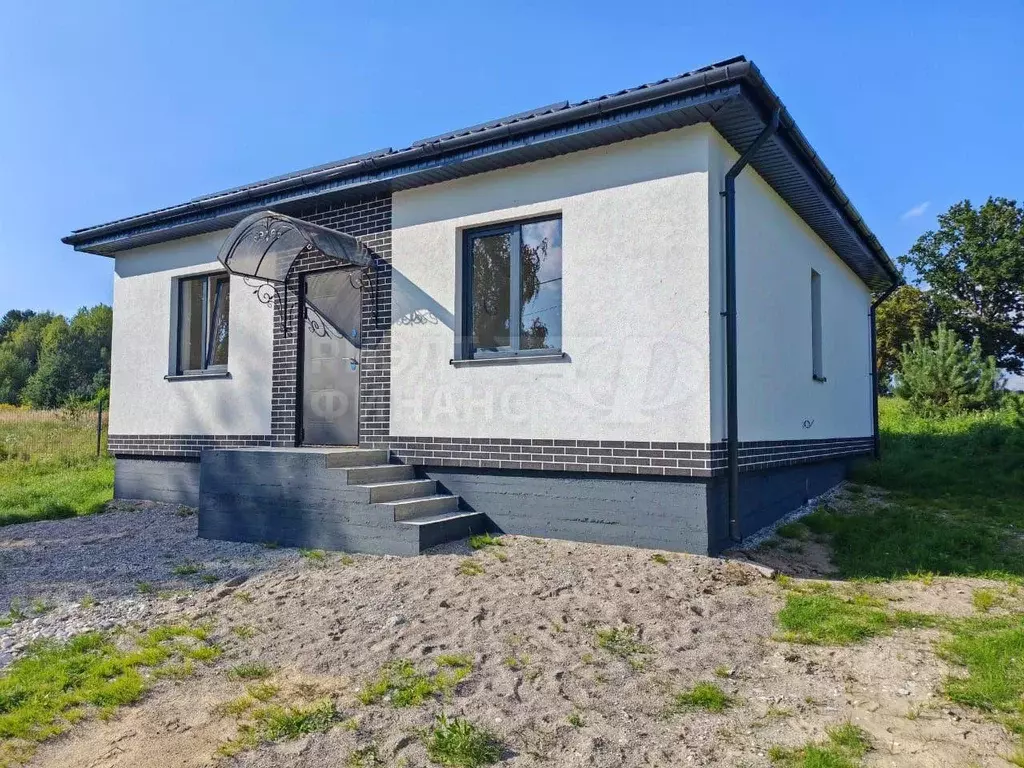 Дом в Калининградская область, Гвардейский муниципальный округ, пос. ... - Фото 1