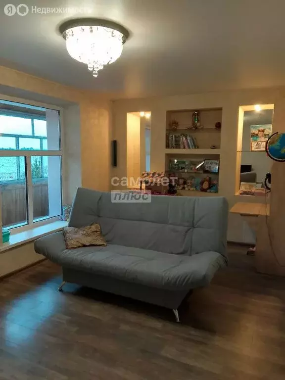 3-комнатная квартира: село Шойбулак, улица Мира, 7 (67 м) - Фото 1