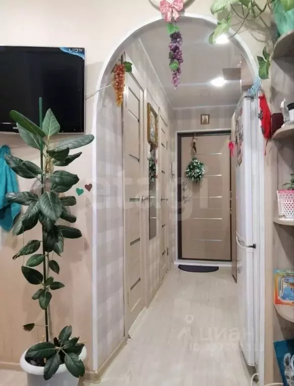 1-к кв. Курганская область, Курган Заозерный жилрайон, 5-й мкр, 1 ... - Фото 1