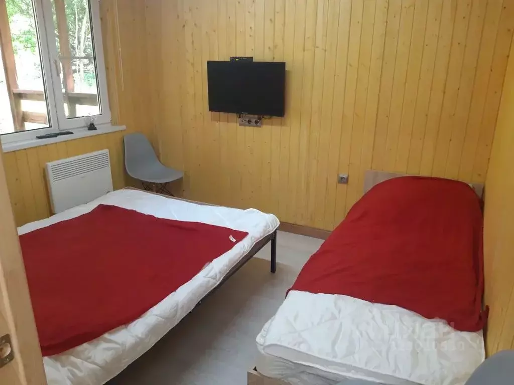 Дом в Псковская область, Псковский район, Писковичская волость, д. ... - Фото 1