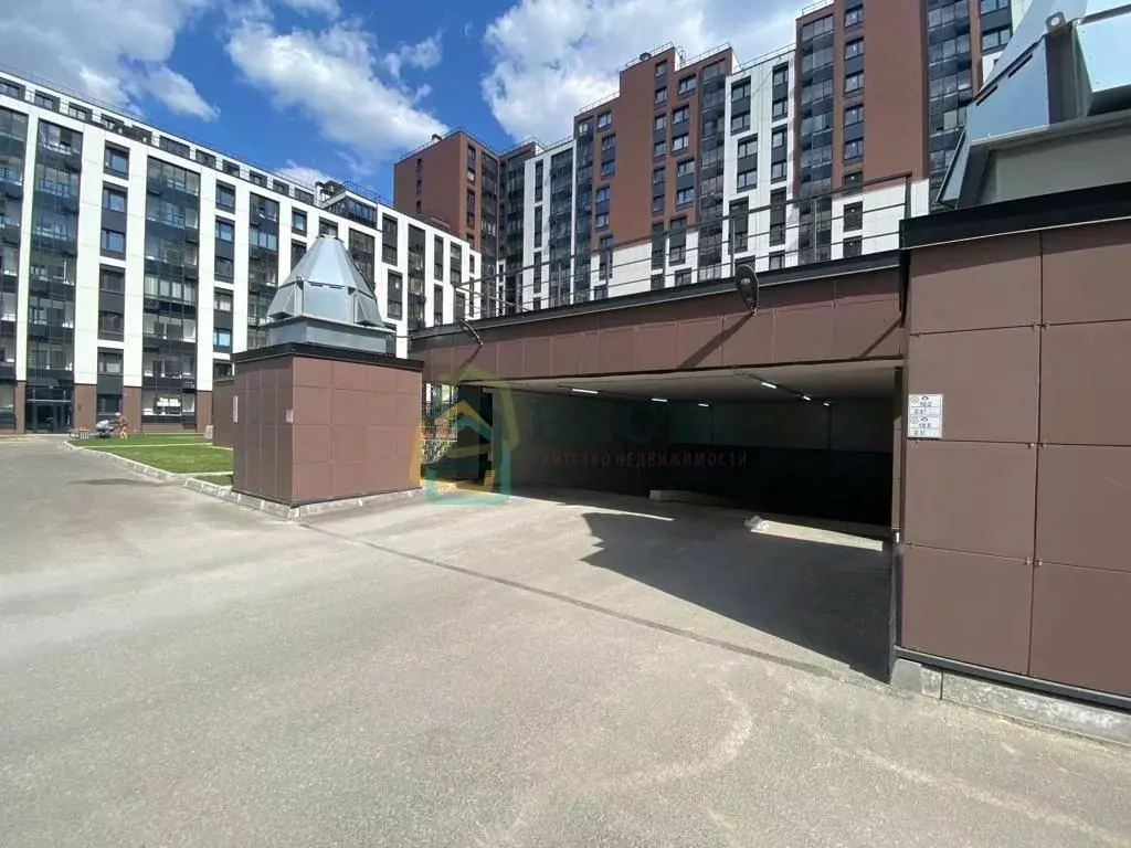 Гараж в Санкт-Петербург Студенческая ул., 14к1 (14 м) - Фото 0