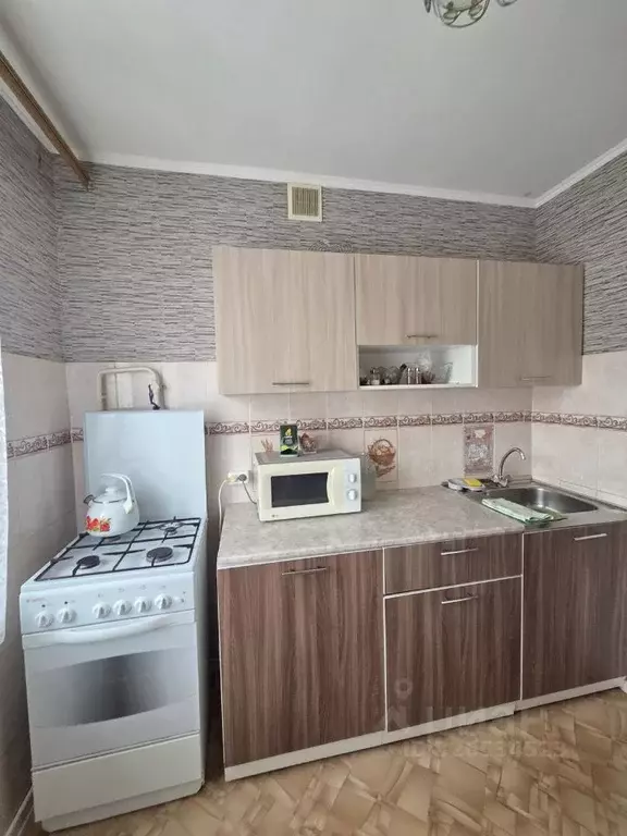 2-к кв. Омская область, Омск Заозерный мкр, ул. Светлая, 2 (45.4 м) - Фото 2