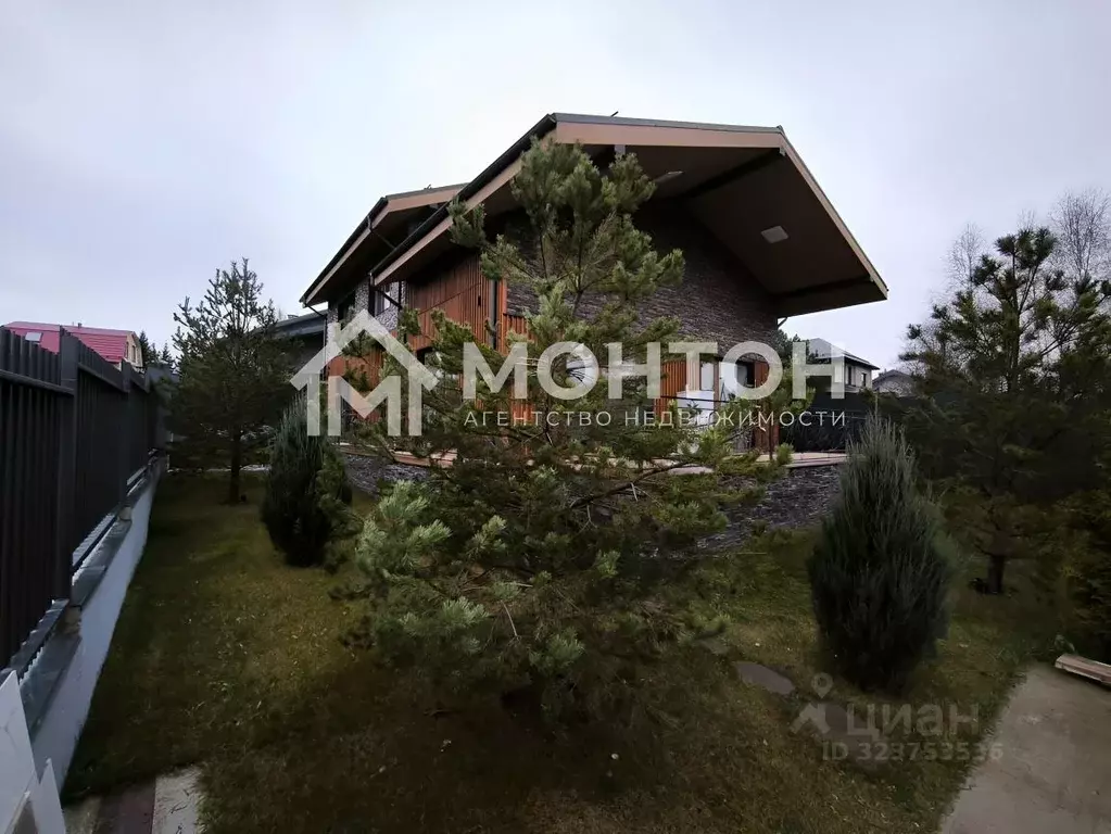 Коттедж в Московская область, Наро-Фоминский городской округ, д. ... - Фото 1