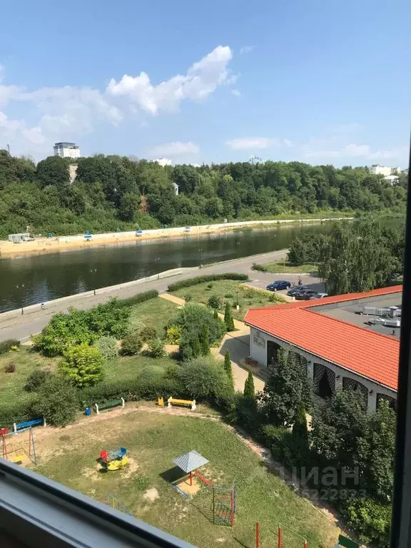 2-к кв. Орловская область, Орел наб. Дубровинского, 76 (63.0 м) - Фото 0