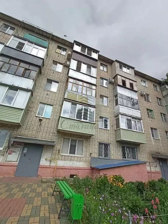 1-к кв. Белгородская область, Старый Оскол Приборостроитель мкр, 10 ... - Фото 0