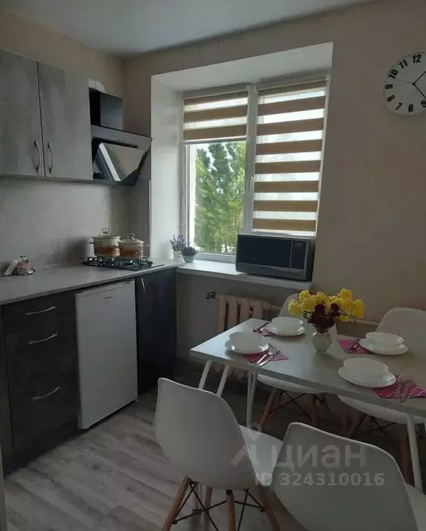 3-к кв. Ростовская область, Новошахтинск Прогрессивная ул., 2 (50.0 м) - Фото 1