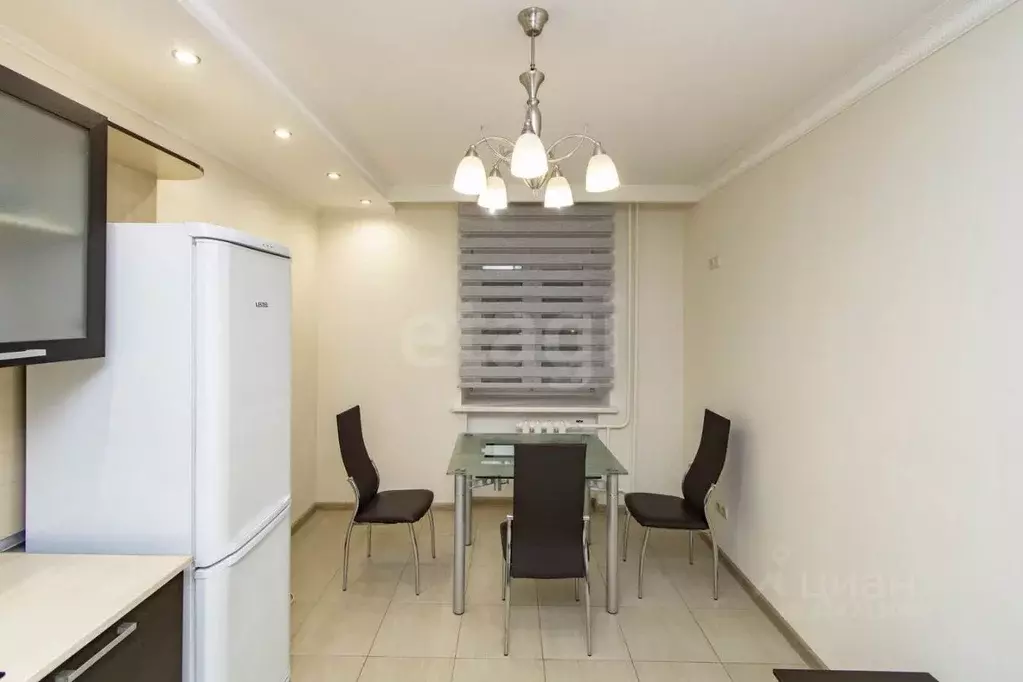 1-к кв. Тюменская область, Тюмень ул. Энергетиков, 16 (50.0 м) - Фото 2