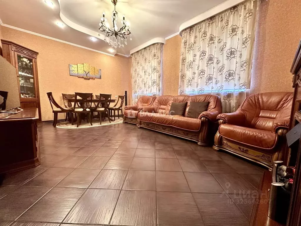 Дом в Пензенская область, Пенза ул. Имени 354-й Стрелковой Дивизии, 18 ... - Фото 1