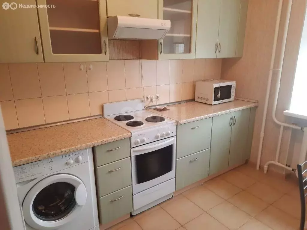 1-комнатная квартира: Тюмень, улица Максима Горького, 10к1 (34.8 м) - Фото 1