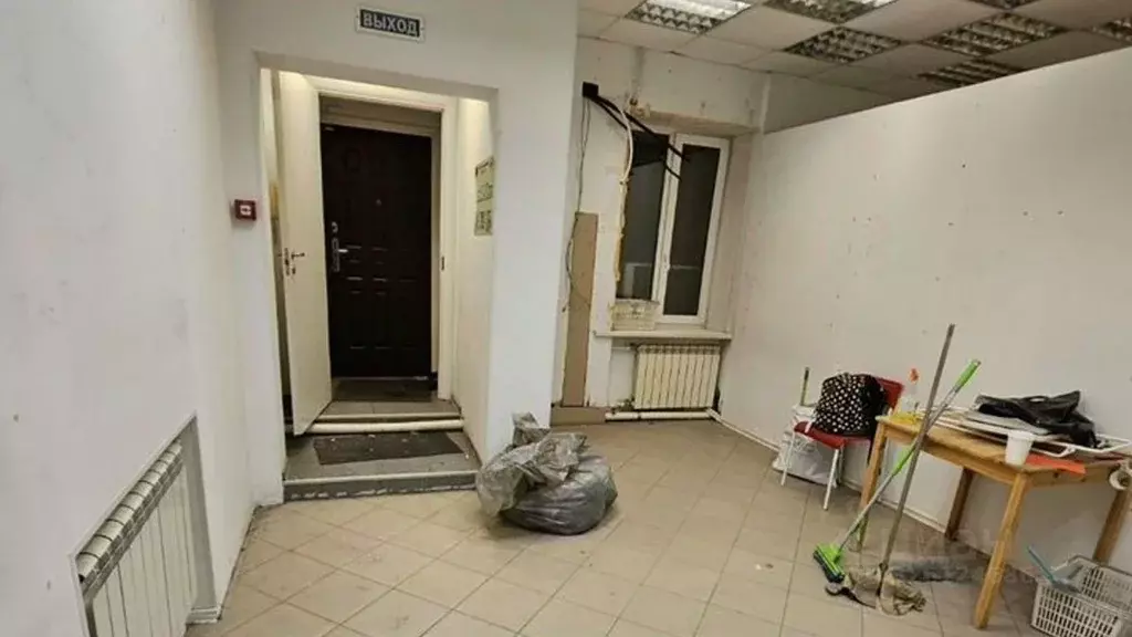 Помещение свободного назначения в Санкт-Петербург 7-я Васильевского ... - Фото 1