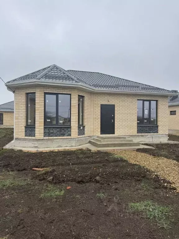 Дом в Краснодарский край, Краснодар Елизаветинская ст-ца, ул. Майская ... - Фото 1