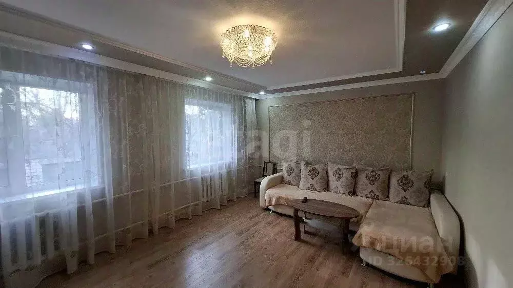 Дом в Ставропольский край, Изобильный ул. Лопатина, 3Б/2 (165 м) - Фото 1