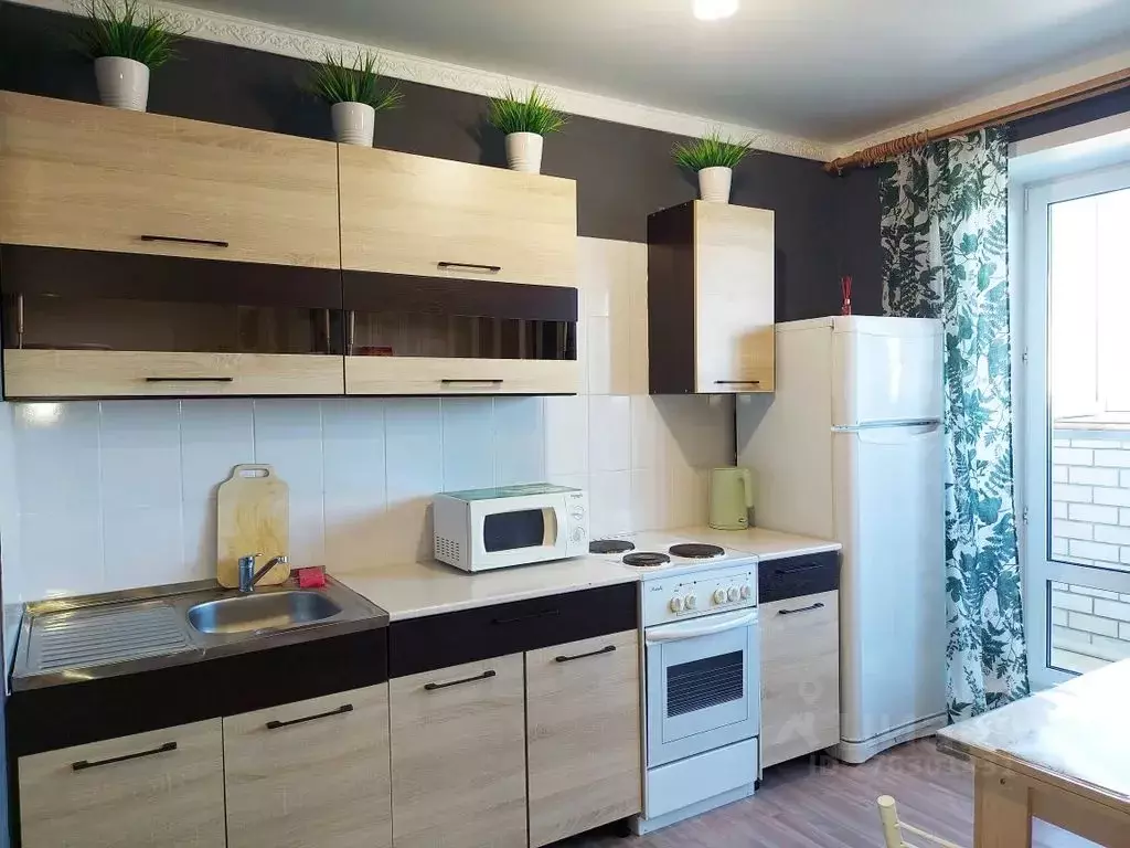 Студия Тюменская область, Тобольск 15-й мкр, 39 (26.0 м) - Фото 0