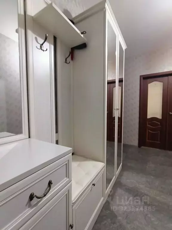 2-к кв. Новосибирская область, Новосибирск Приморская ул., 10/5 (70.5 ... - Фото 1