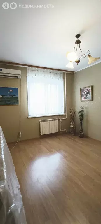 2-комнатная квартира: Астрахань, улица Валерии Барсовой, 15к4 (61.1 м) - Фото 1