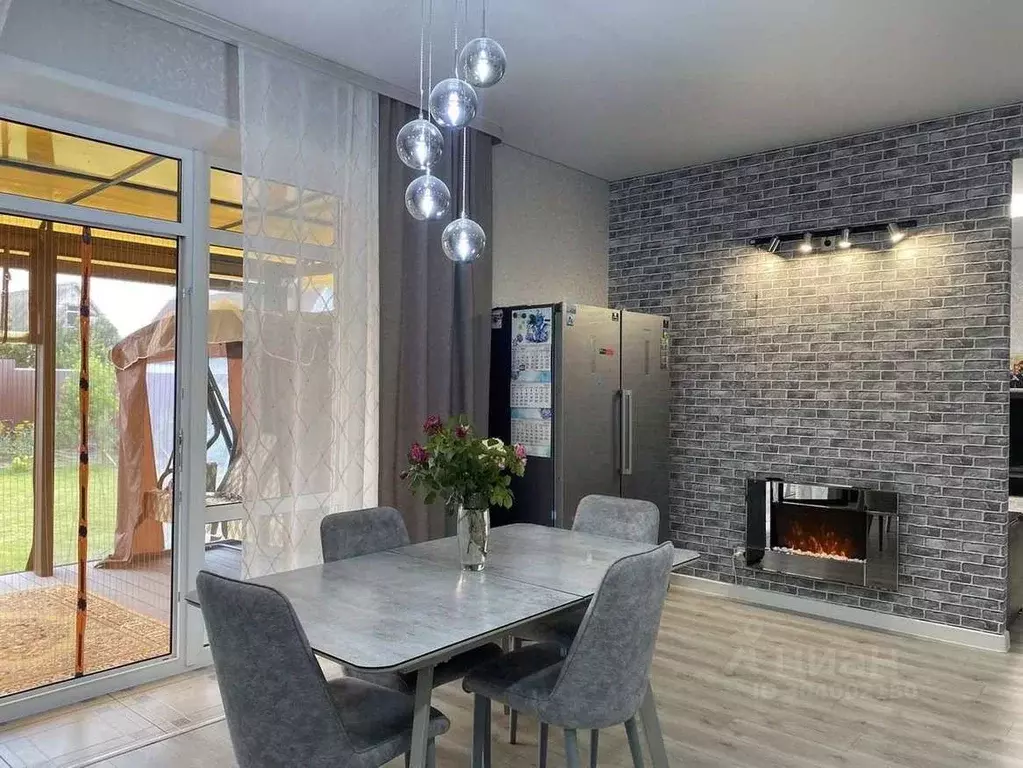 Коттедж в Белгородская область, Старый Оскол ул. Сталеваров (140 м) - Фото 1