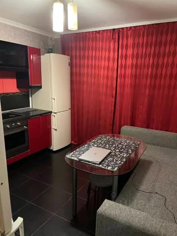 3-к кв. Новосибирская область, Новосибирск Родники мкр, ул. ... - Фото 0