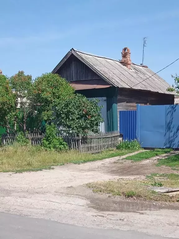 Дом в Саратовская область, с. Воскресенское ул. Калинина, 14 (43 м) - Фото 0