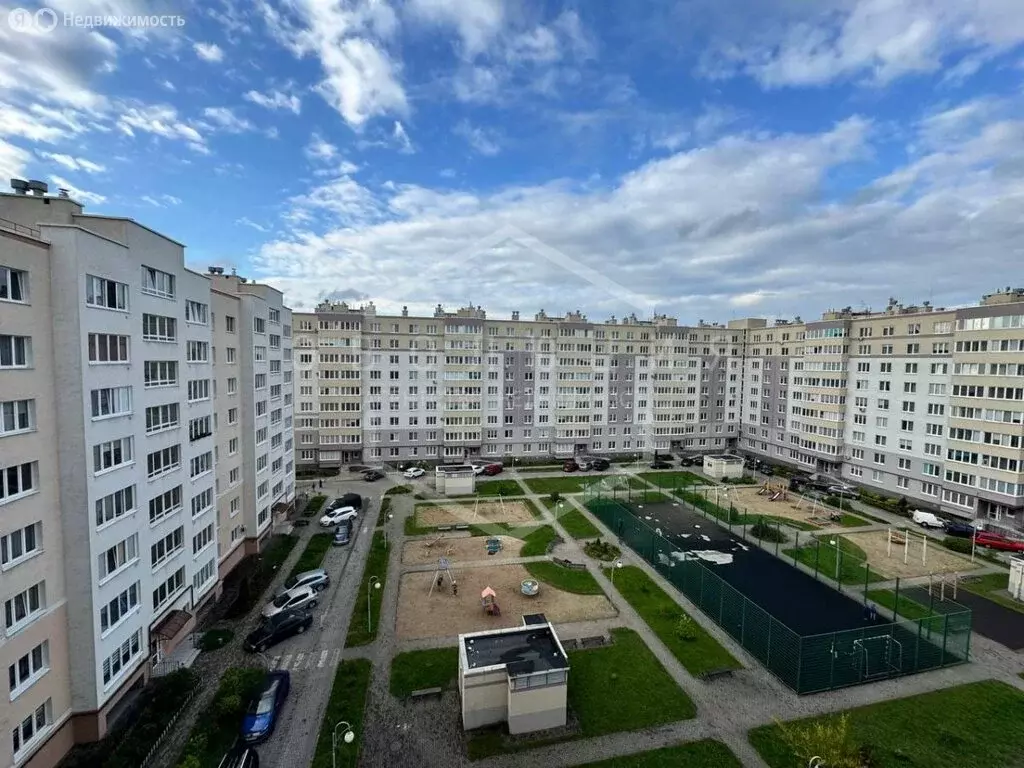 2-комнатная квартира: Калининград, улица Виктора Денисова, 22 (67.4 м) - Фото 1