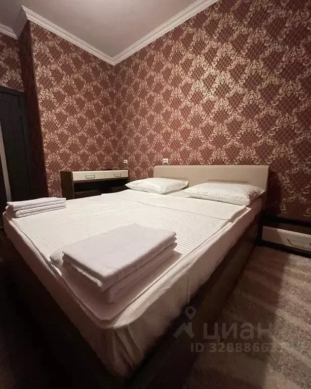 Комната Ямало-Ненецкий АО, Новый Уренгой Таежная ул., 119А - Фото 1